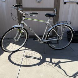 Swhwinn 26” Wayfair Bicycle 
