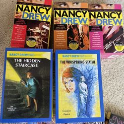 Nancy Drew . Big Lot Of Books