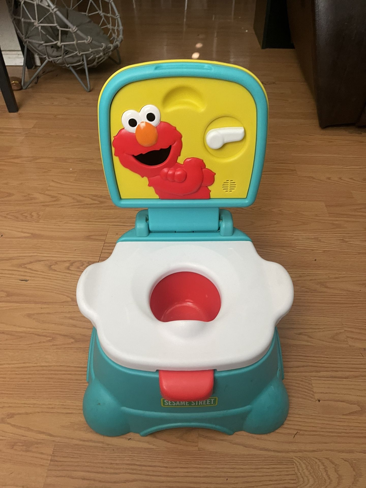 Sesame Street Elmo Hooray! 3in1 Potty Chair, Toilet Trainer, and Step Stool, Pretend Flush