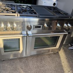 Thermador Pro 48” Gas Range