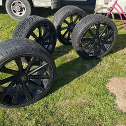 KOKO  KUTURE  295/30Z/R22 