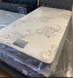 Twin size mattress and box spring