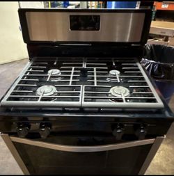 Used Whirlpool Gas Range