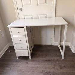 White desk with fabric drawers