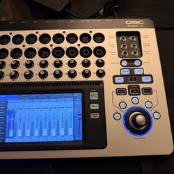 Qsc digital console