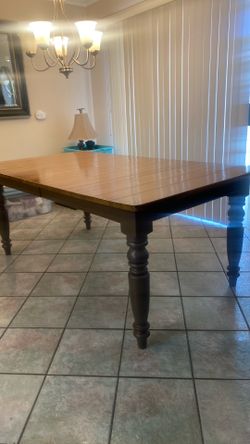 Ethan Allen table