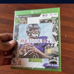Madden 21 Xbox One Game