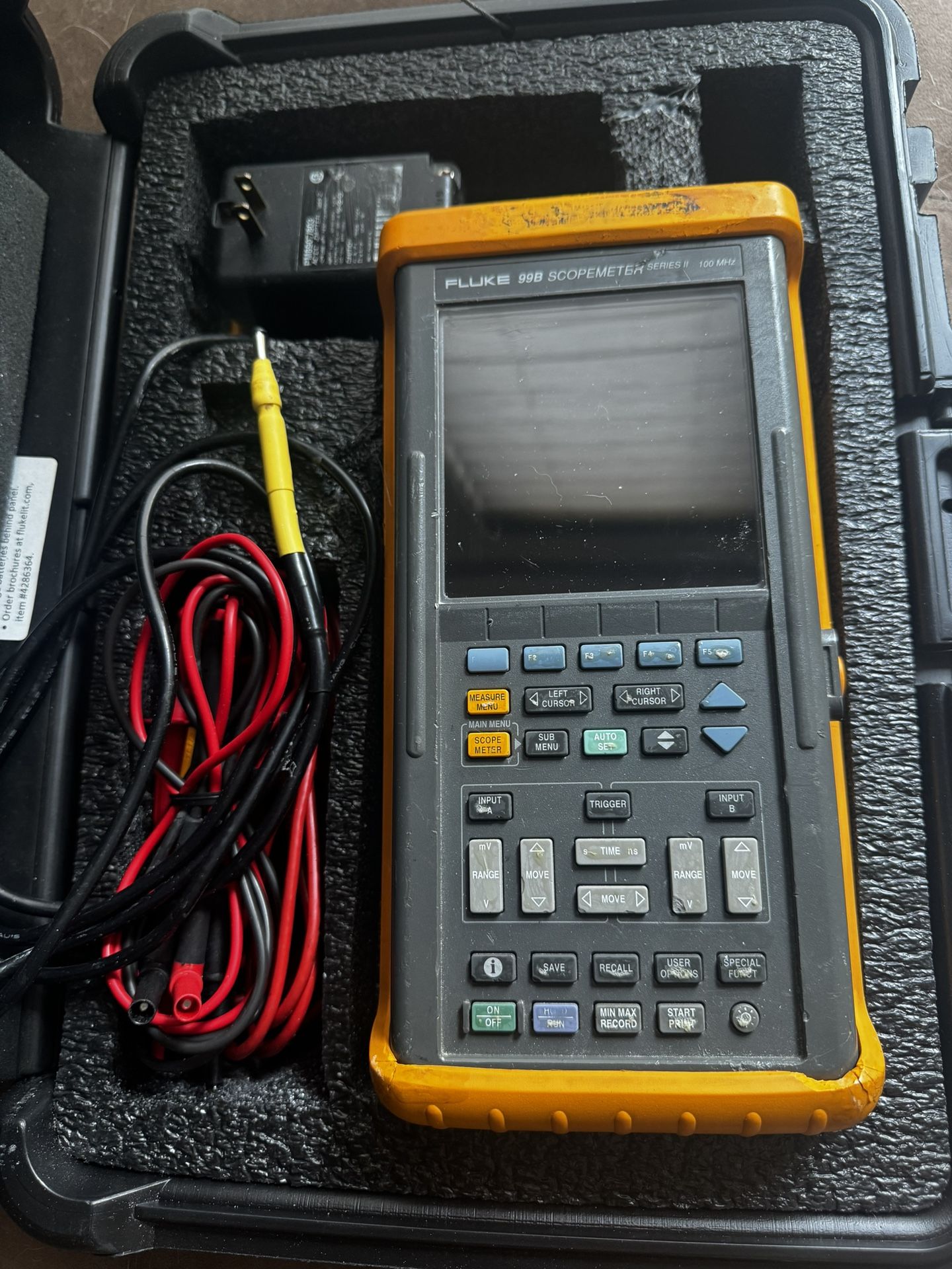 Fluke 99B ScopeMeter Series II  100MHz Oscilloscope Scopemeter