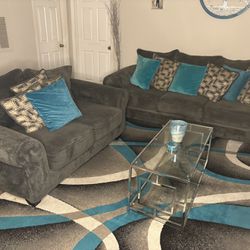 2 -piece Sofa And Loveseat 