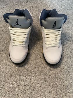 Size 11.5W (US10 Men’s) Jordan 5 Retro ‘Dawn’ Good Condition