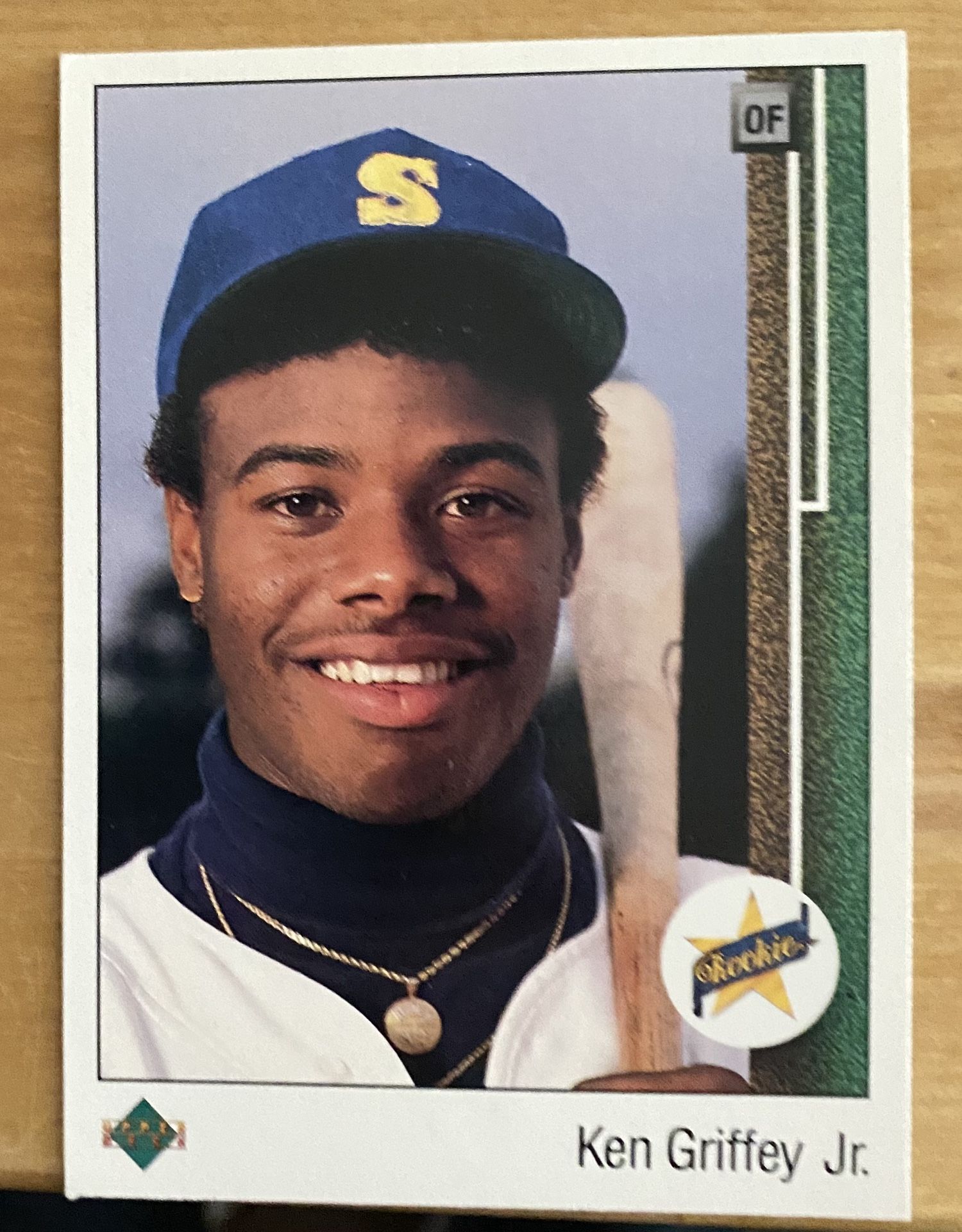 HOFer Ken Griffey Jr. Rookie Baseball Card