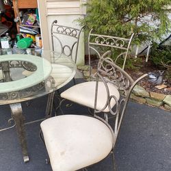 Kitchen Dining Table And Chairs