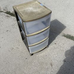 Plastic Storage Drawers 