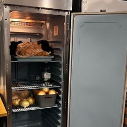 Commercial Refrigerator 