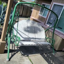 Nice  Rocking Bench For Backyard/FrontYard 