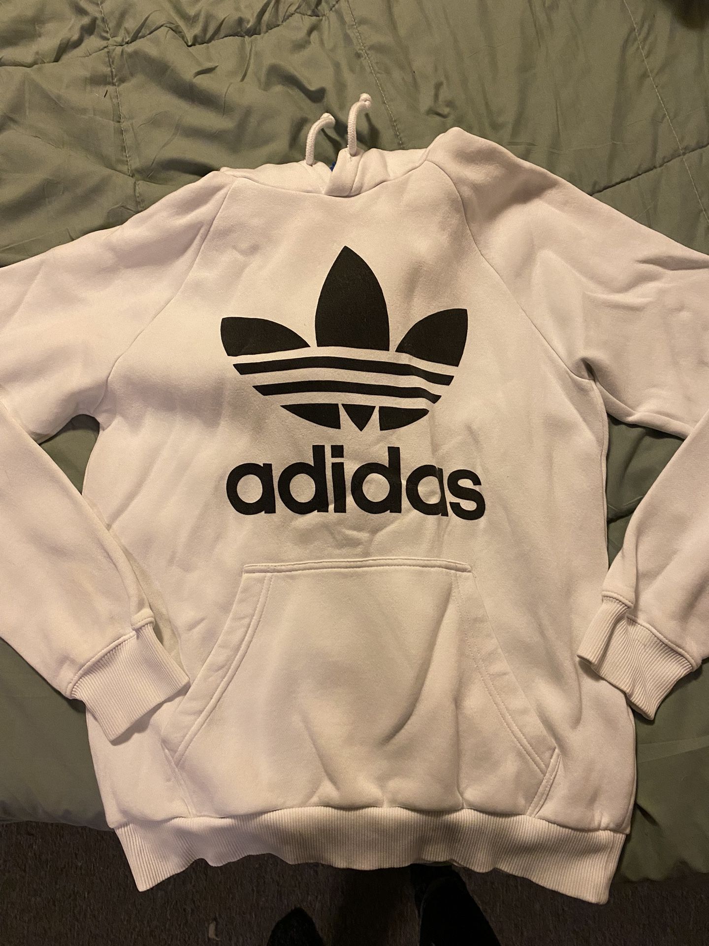 Women’s Adidas Sweatshirt Size Small 