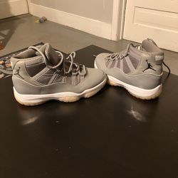 Nike Air Jordan 11 Retro Cool Grey 2010 Size 7