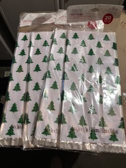 4 Packs Of 20 Christmas Treat Bags By American Greetings 