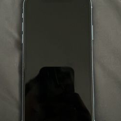 iPhone XR (back glass cracked)