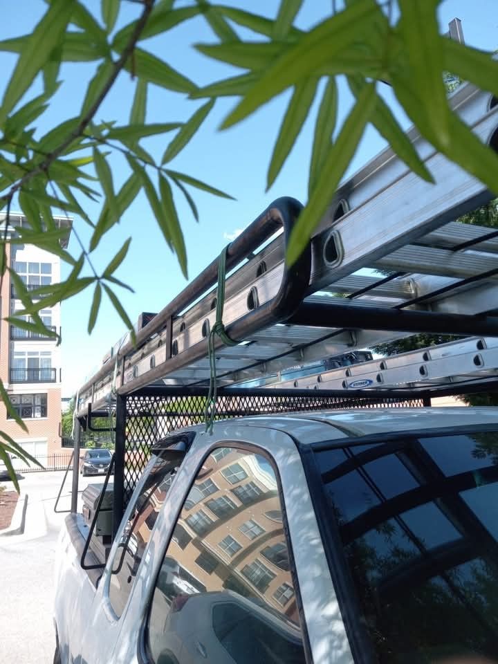 Vendo Rack Para Escaleras de 6 Pies 6 Pulgadas de largo .