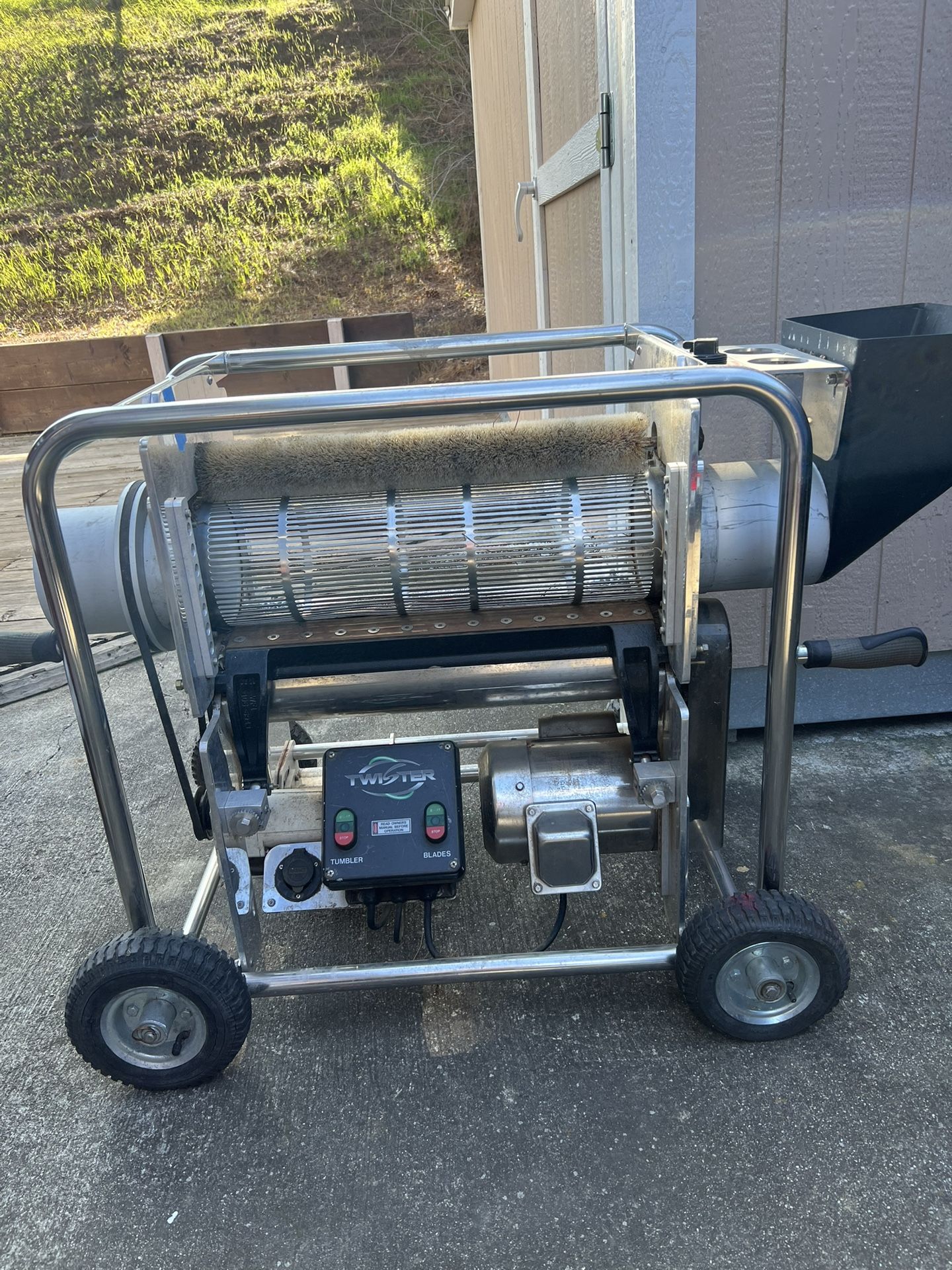 Twister T2 Trimmer Wet & Dry Automatic Bud Trimming Machine