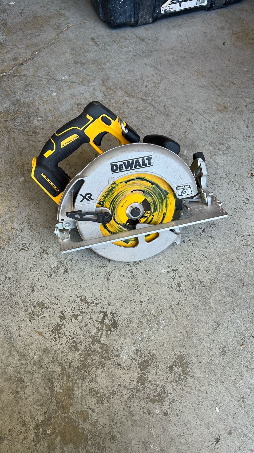 Dewalt
