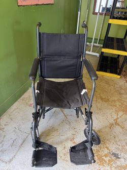 ► Medline Folding Wheelchair Ultralight Light Weight Mobility Transport 19" Wide Seat