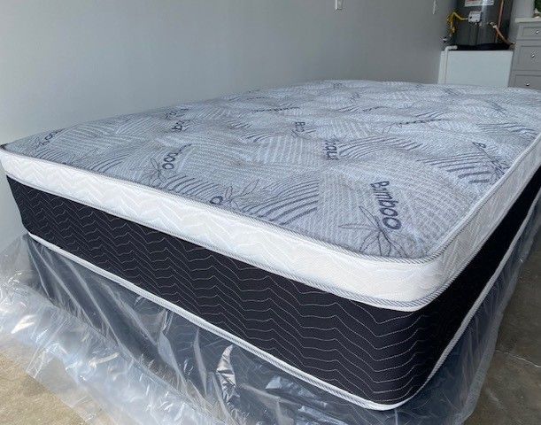Cal King Euro Bamboo Pillow Top Mattress!!