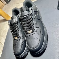 Nike Air Force 1 ;black ;Size:9.5