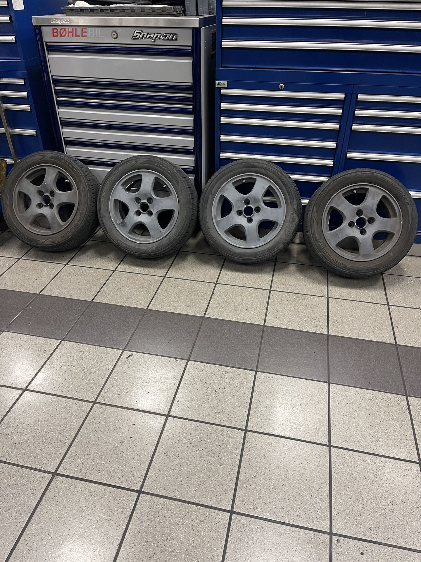 Acura Integra Fat Five Wheels From GSR All Four Missing Center Caps ...