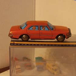 Tin Toy Coupe 