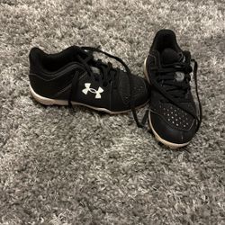 Boys Baseball Cleats