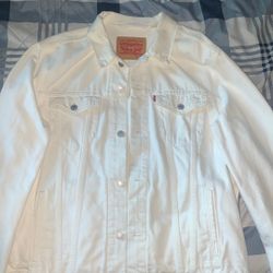 Levi’s Men Denim Trucker Jacket