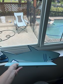 Shark Shelf
