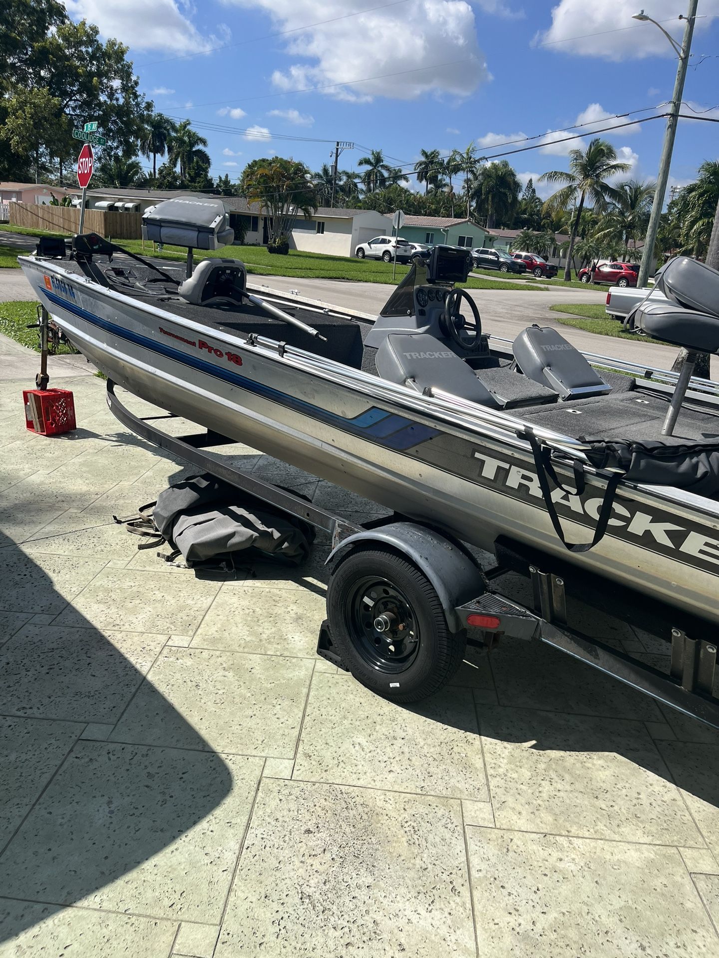 Tracker Bass Boat 18 Tourament Pro