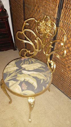 BEAUTIFUL METAL BOUDOIR CHAIR IN GOOD CONDITION