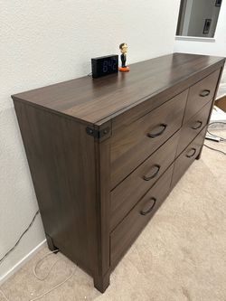 Living Spaces - Willow creek chest of drawers