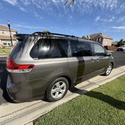 2013 Toyota Sienna