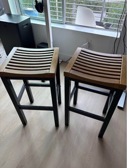 Pair of Barstools - Home Depot 29” bar height - Used (like new)