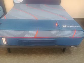 Sealy Posturepedic Elite Hybrid Highpoint