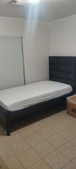 Twin Bed Frame With Touch Reading Light in Headboard