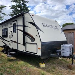 2016 Dutchman Kodiak