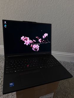 Thinkpad P16 Gen 3 - 128gb ddr5 - RTX PRO 5000 Blackwell - OLED - 4tb SSD / U9 275HX