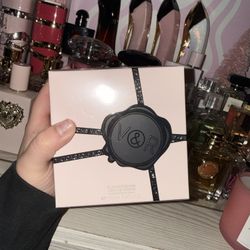 Flower Bomb Women’s Perfume 🌸