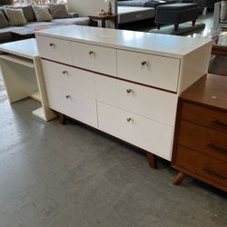 (In store) Modern white dresser