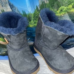 Toddler Kids Ugg Boot Size 8