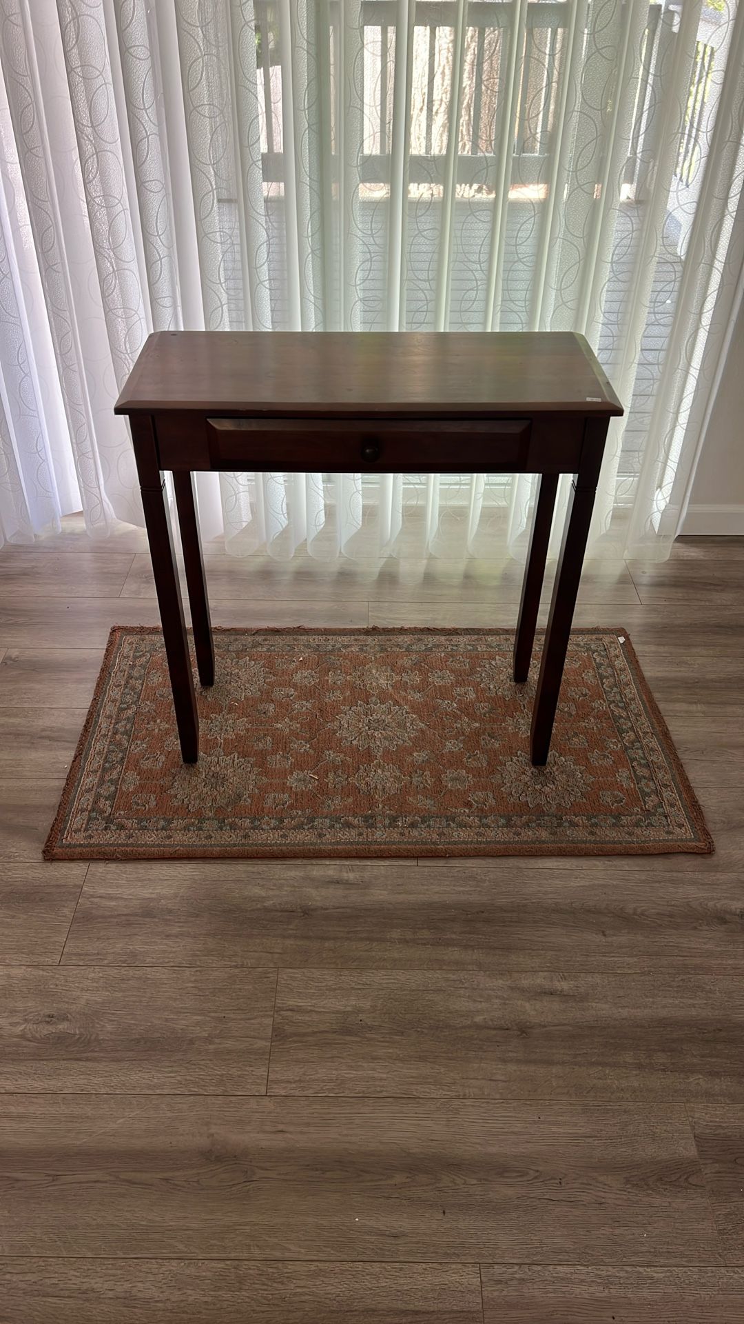 Accent Table