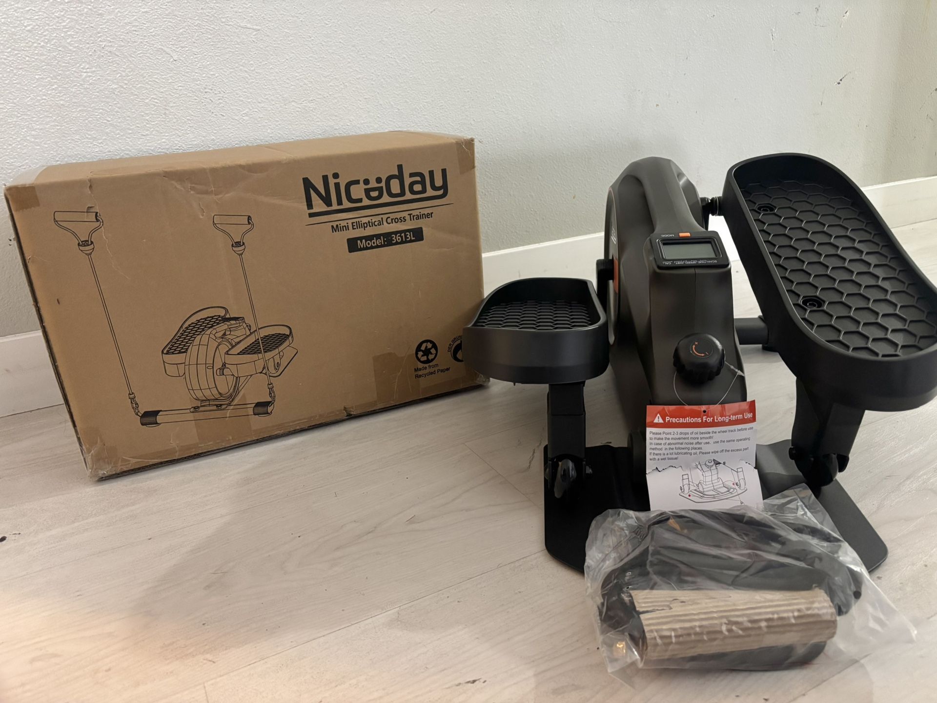 Elliptical Machine Brand New $45