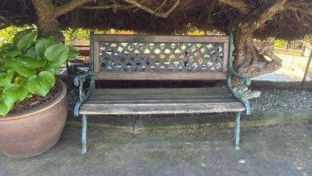 Cast iron garden bench 50in wide built to last