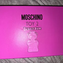 Women’s Perfume  Moschino Toy 2 bubble gum (gift set)